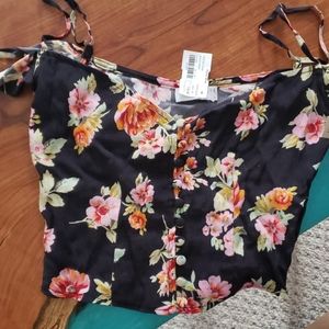 bodhi flynn skye floral crop top NWT